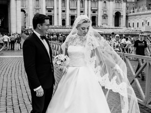 ITALIAN WEDDING AT THE VATICAN AND TARTAN INSPIRED RECEPTION